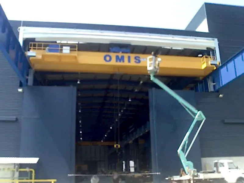 high speed fold up pack crane door