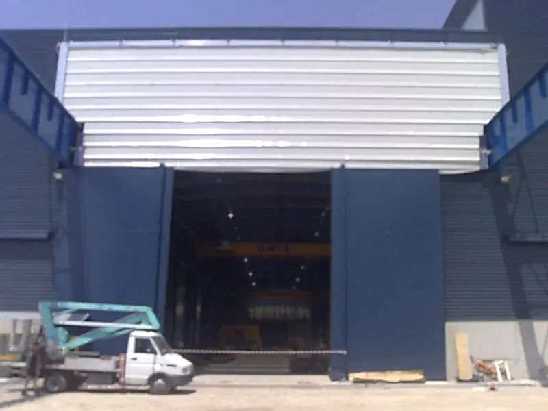 high speed fold up door for overhead crane