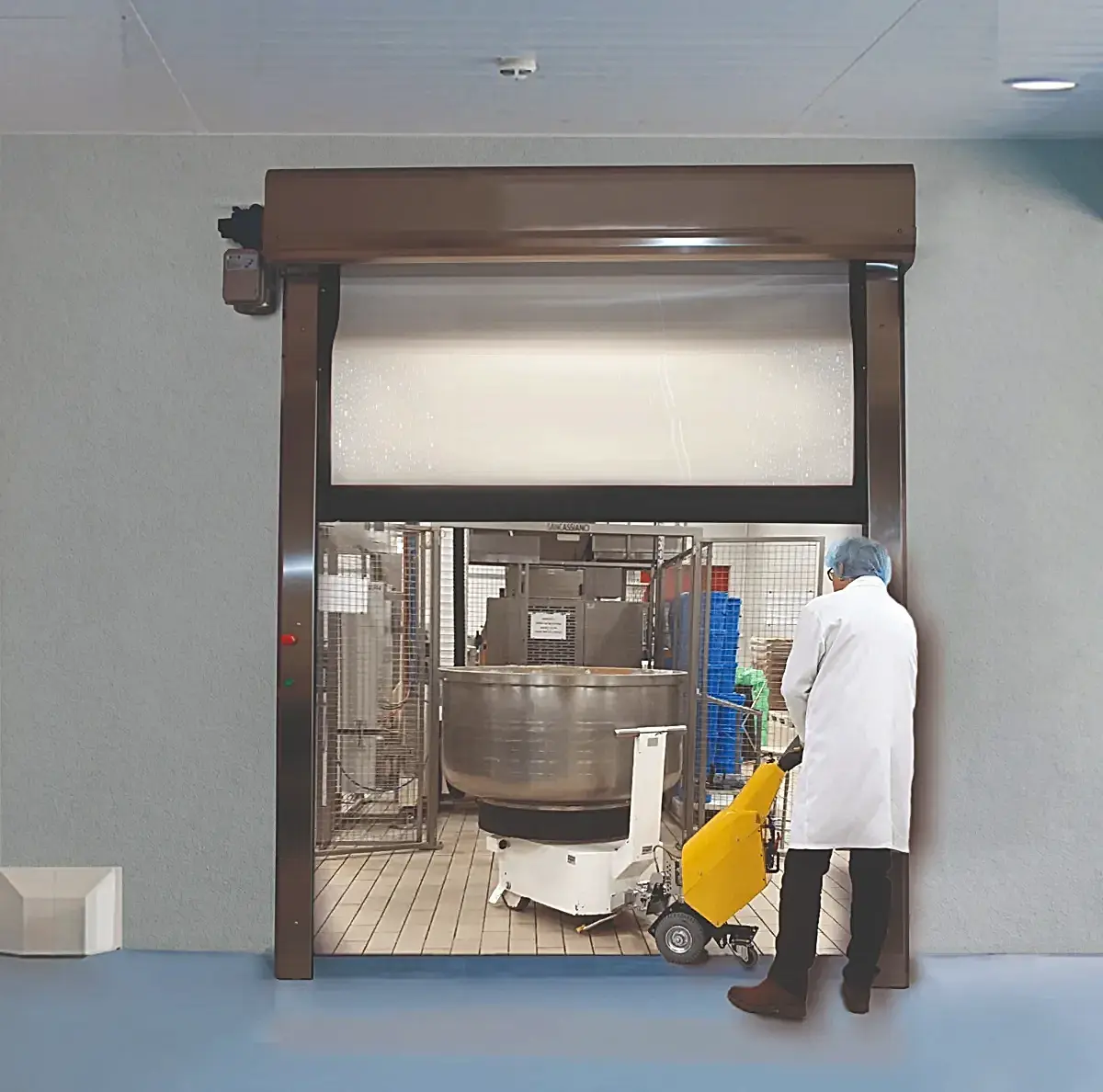 A pvc door for refrigeration environments DynamicRoll DynaDry